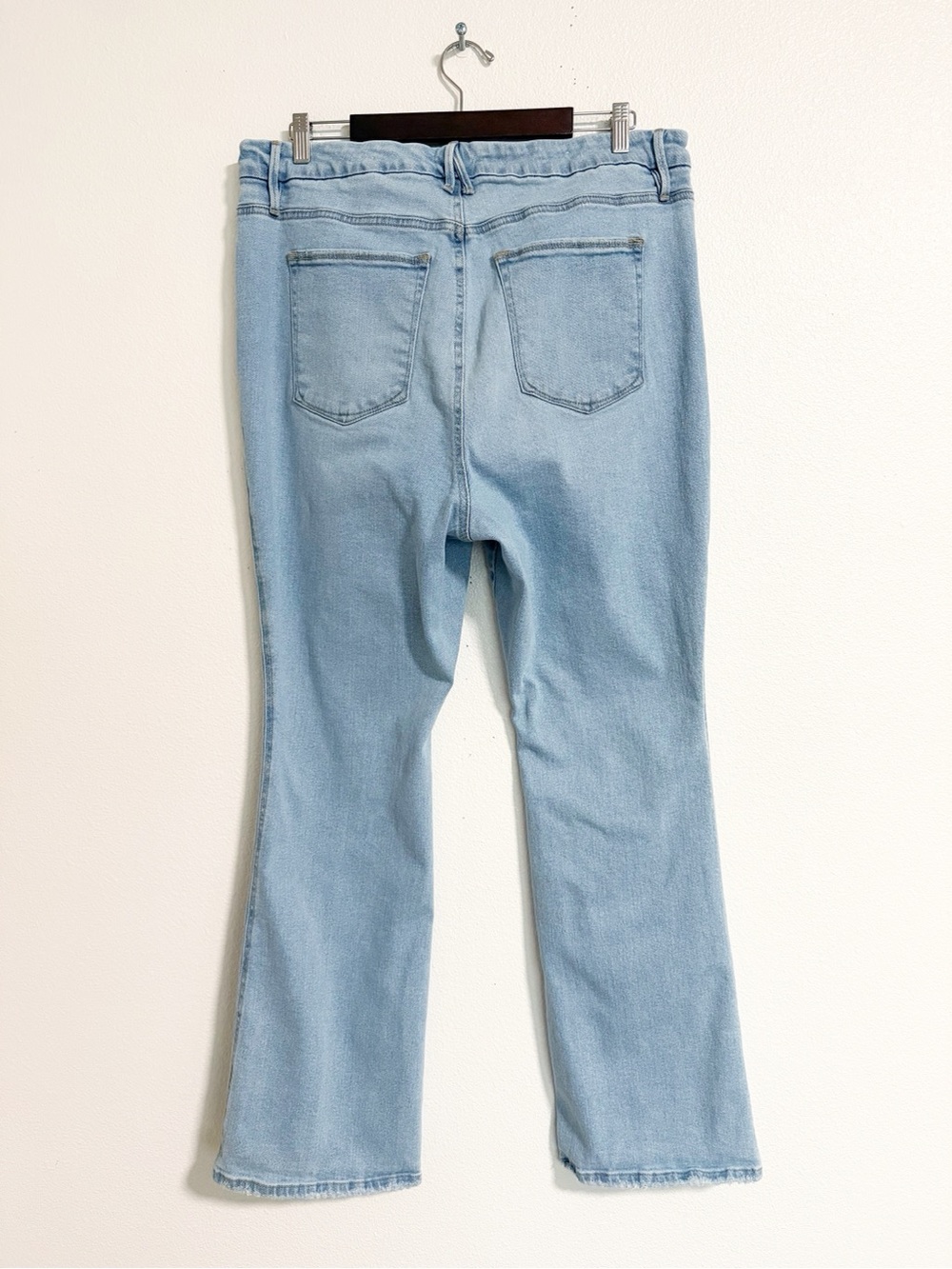 Good American Light Wash Straight Leg High Waisted Jeans - Picture 2 of 9